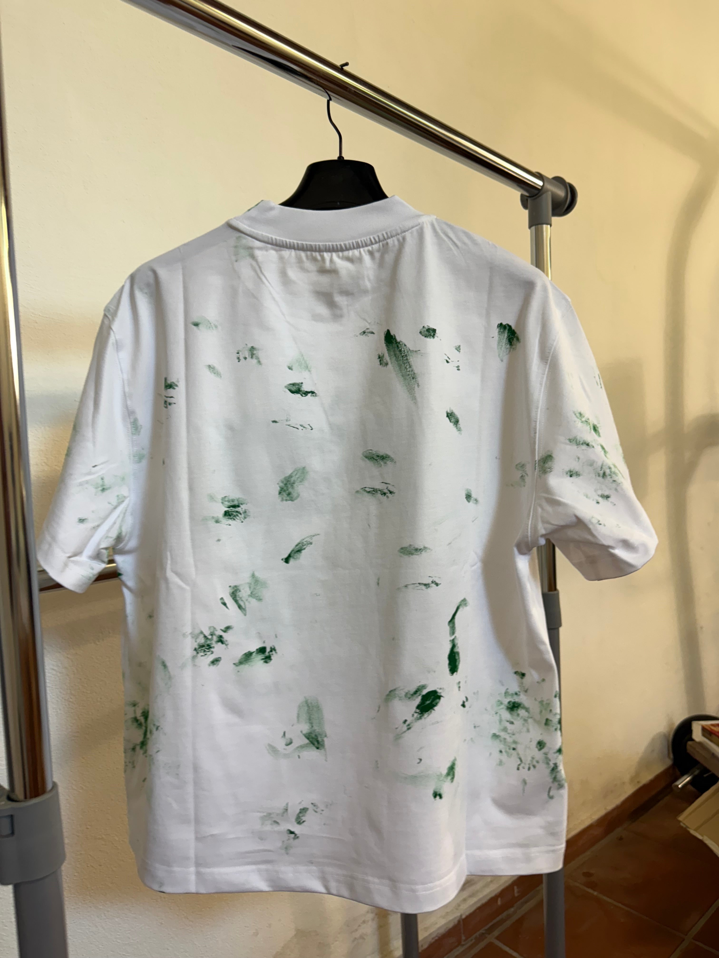 tshirt 1 of 1